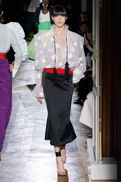 Look 6